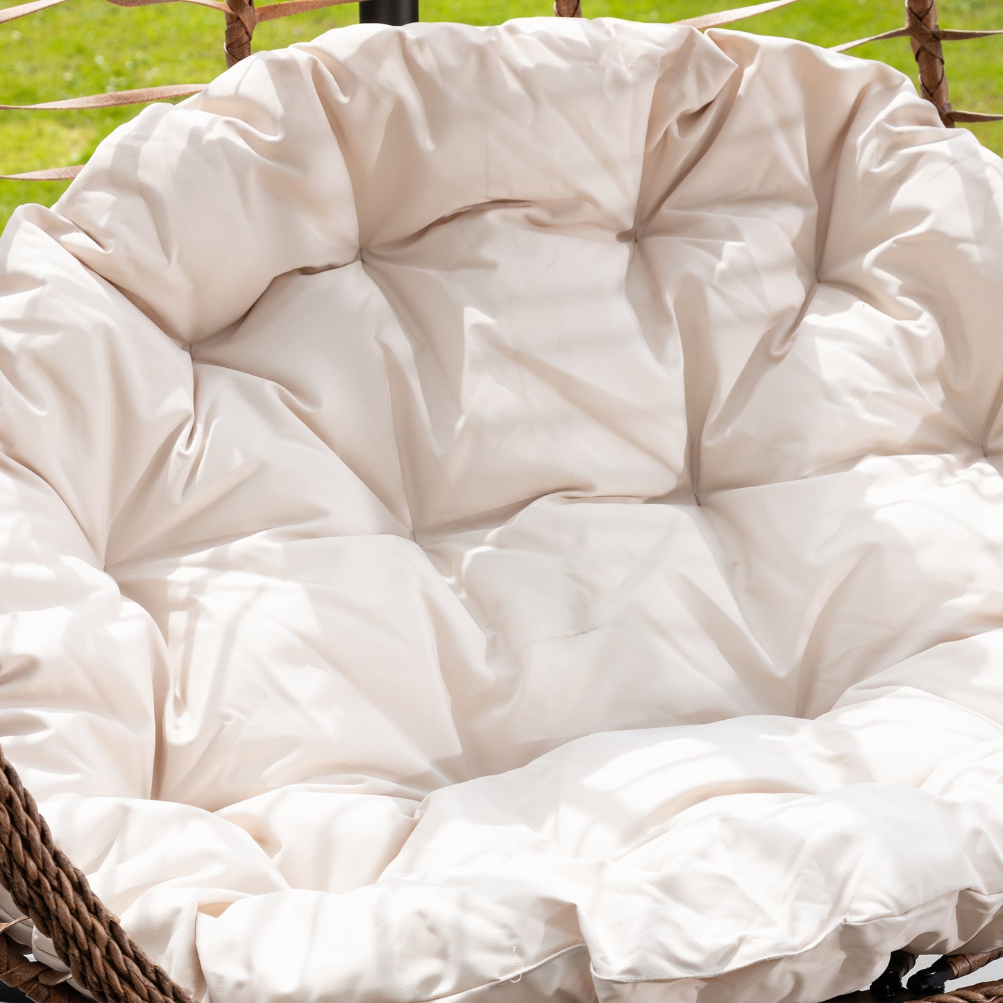 Large Single Egg - KD2 - Cream on Brown