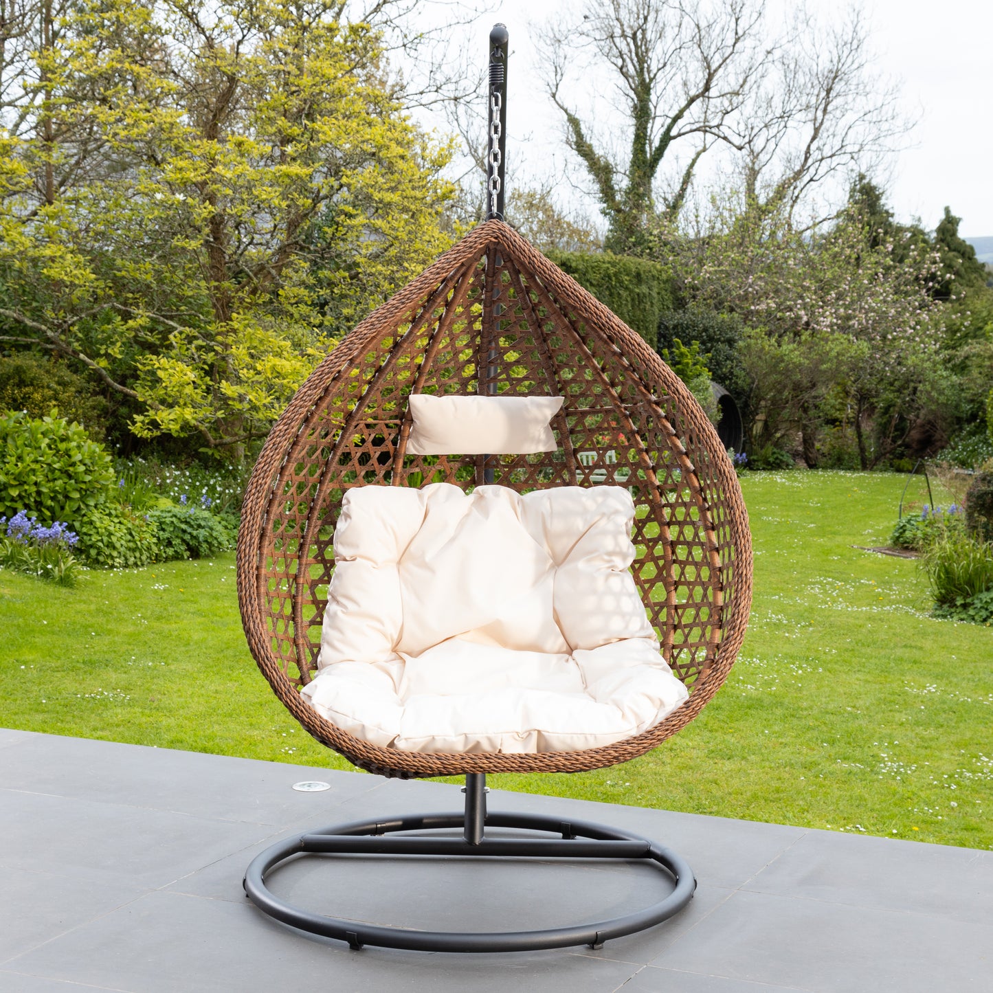 Large Single Egg - KD0 - Cream On Brown