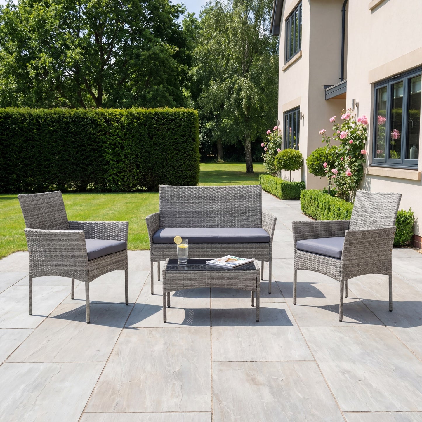 Corato 4-Seat Rattan Patio Set - Grey on Grey