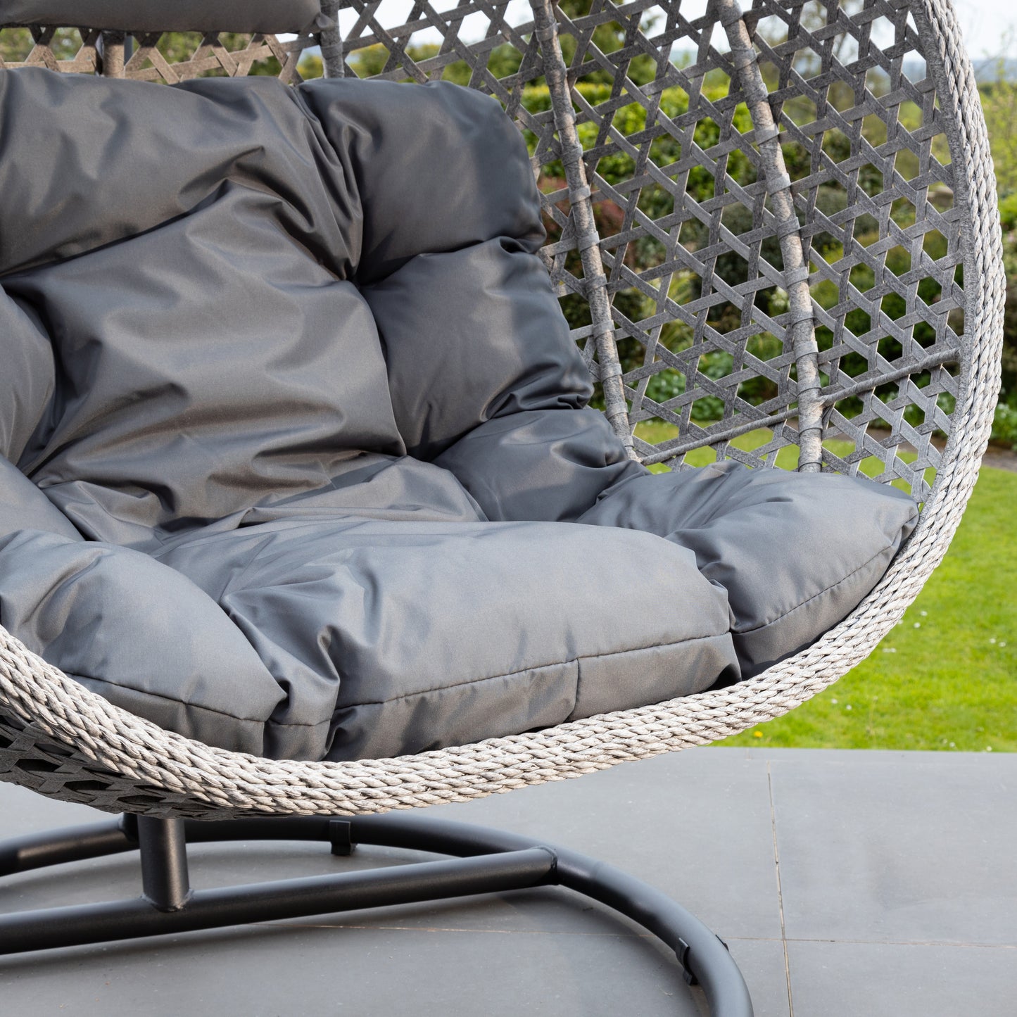 Large Single Egg - Dark Grey On Grey