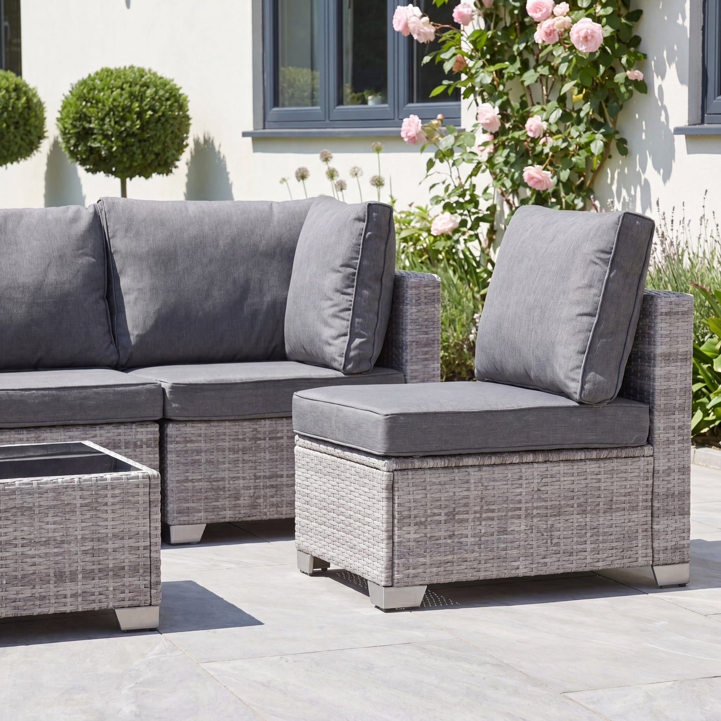 Saviano 6 Seat Modular Rattan Conversation Set - Grey